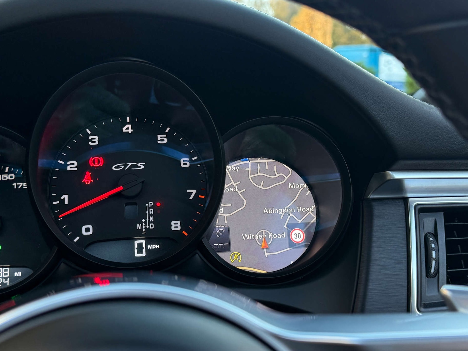 Used Porsche Macan 2016 for sale - 76758475: Photo 45