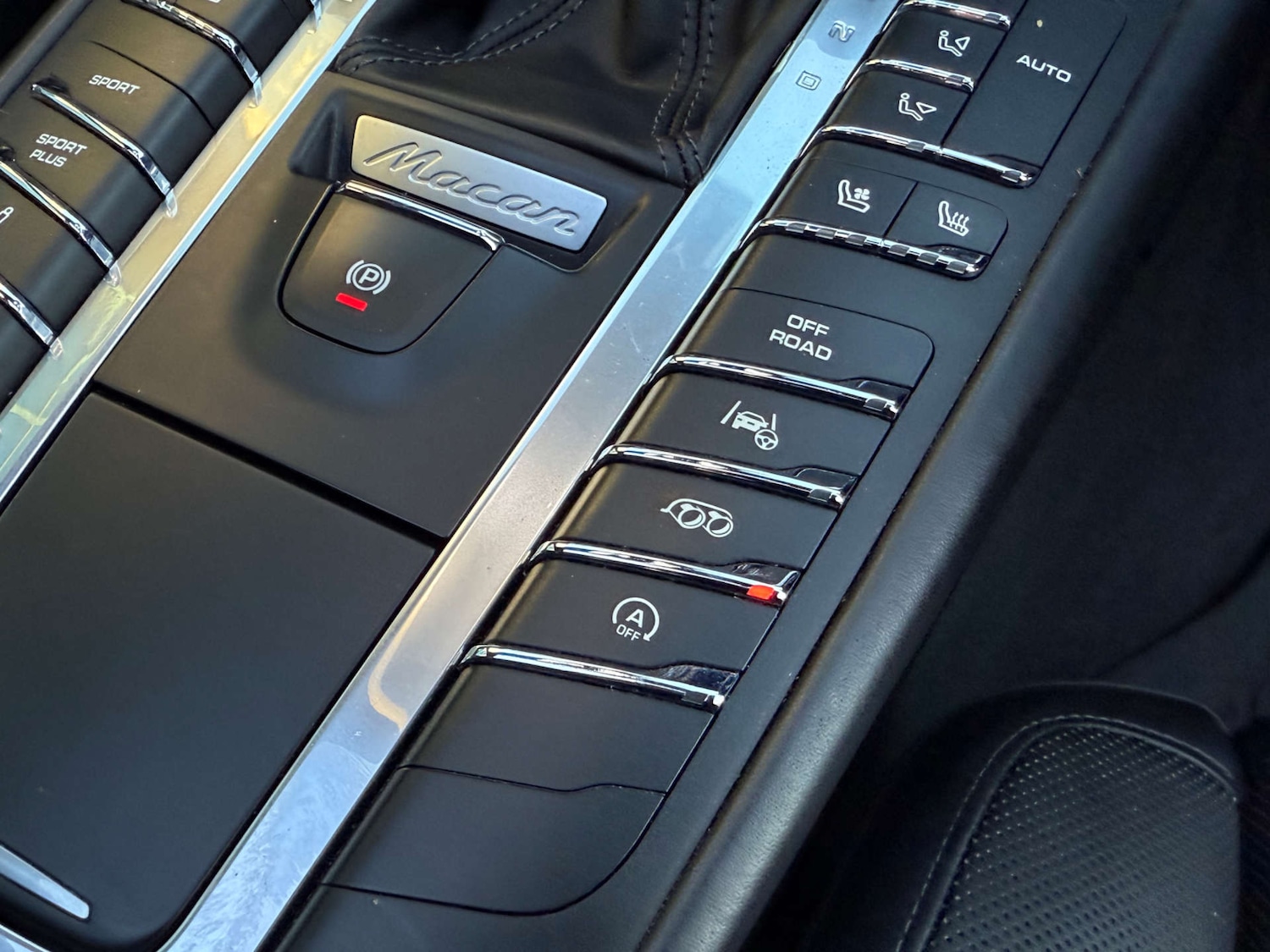 Used Porsche Macan 2016 for sale - 76758475: Photo 51