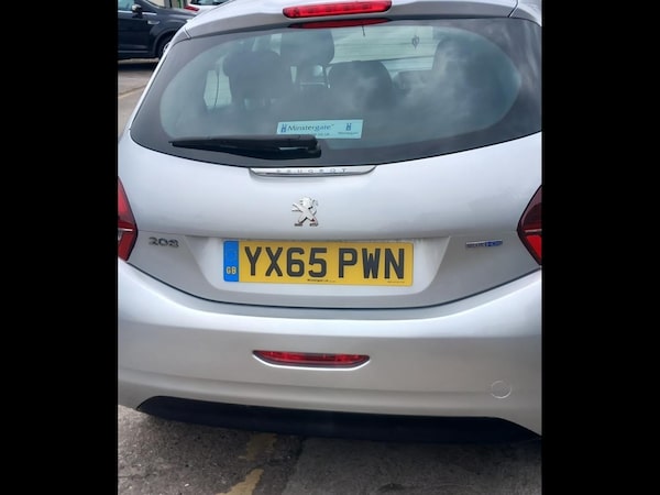Used Peugeot 208 2015 for sale - 67320179: Photo 7