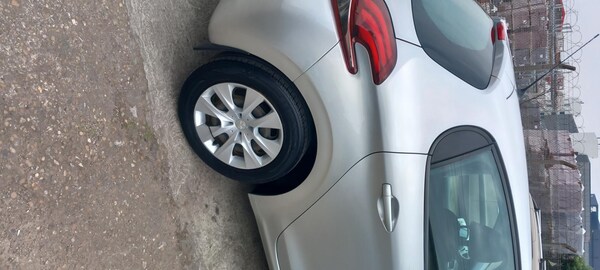 Used Peugeot 208 2015 for sale - 67320179: Photo 8