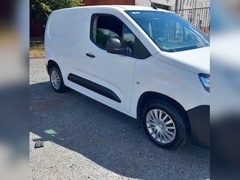 Used Citroen Berlingo 2020 for sale - 75314229: Photo