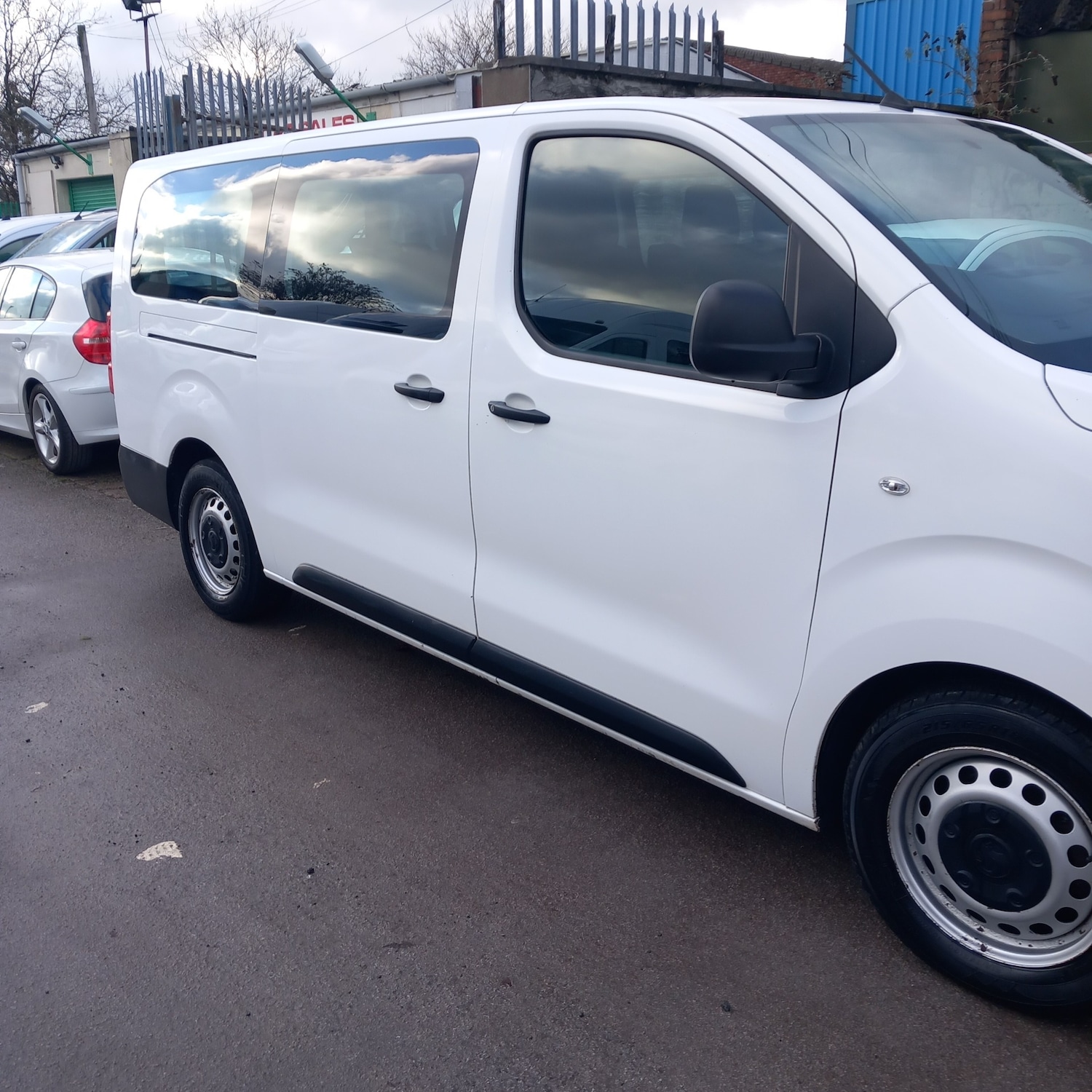 Used Vauxhall Vivaro Life 2020 for sale - 77259020: Photo 4