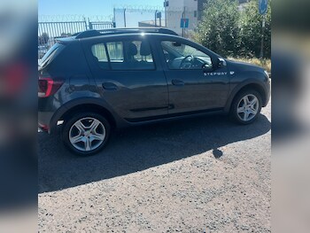 Used Dacia Sandero Stepway 2019 for sale - 78950502: Photo