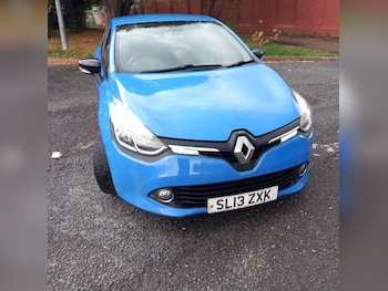 Used Renault Clio 2013 for sale - 76320483: Photo