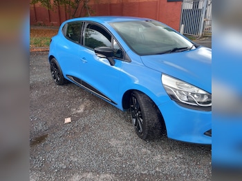 Used Renault Clio 2013 for sale - 76320483: Photo