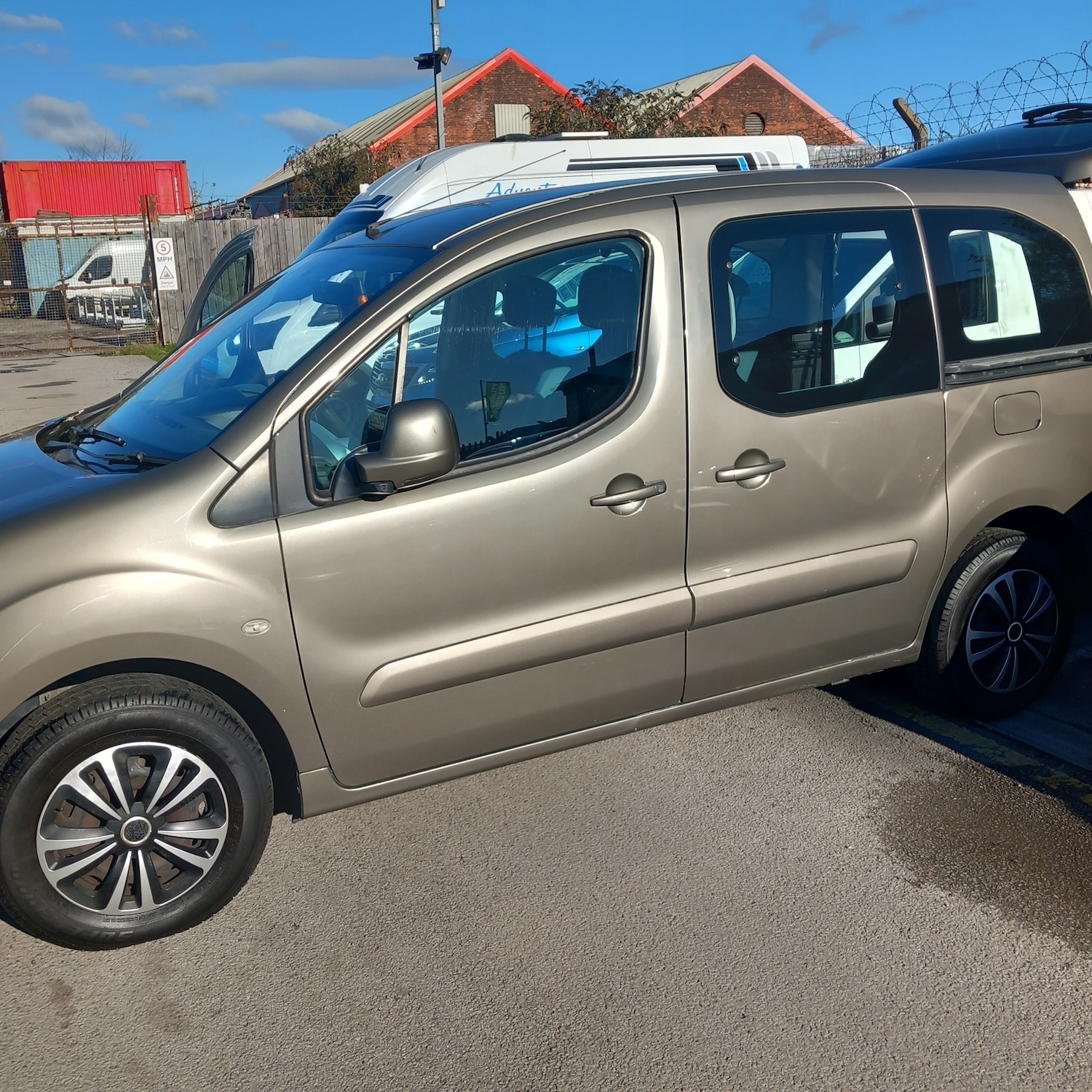 Used Citroen Berlingo Multispace 2013 for sale - 76374401: Photo 7