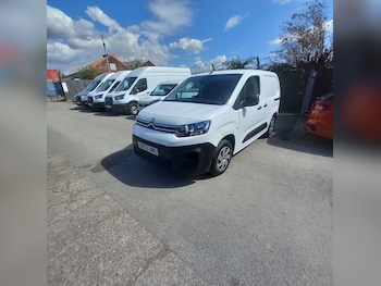 Used Citroen Berlingo 2020 for sale - 79456959: Photo