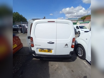 Used Citroen Berlingo 2020 for sale - 79456959: Photo