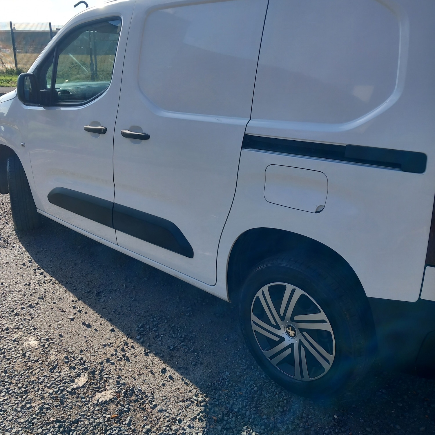Used Peugeot Partner 2021 for sale - 76115571: Photo 5