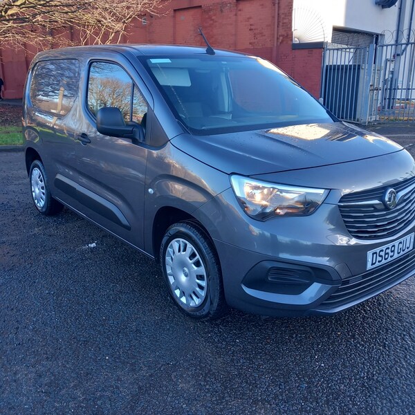 Used Vauxhall Combo 2019 for sale - 73567233: Photo 1