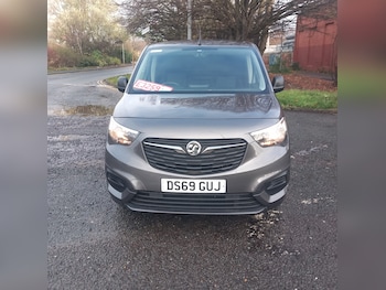 Vauxhall - Combo