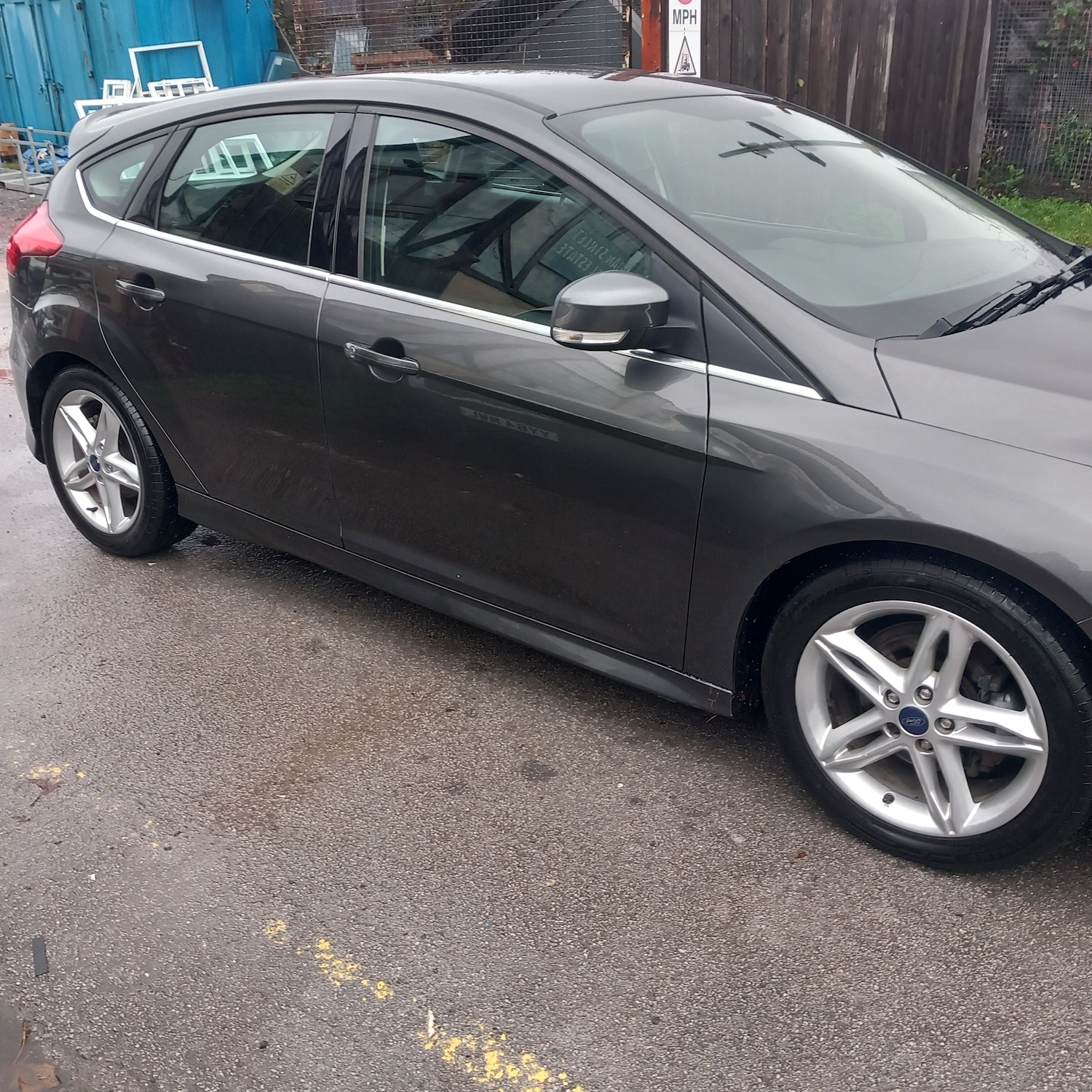 Used Ford Focus 2015 for sale - 76588368: Photo 11