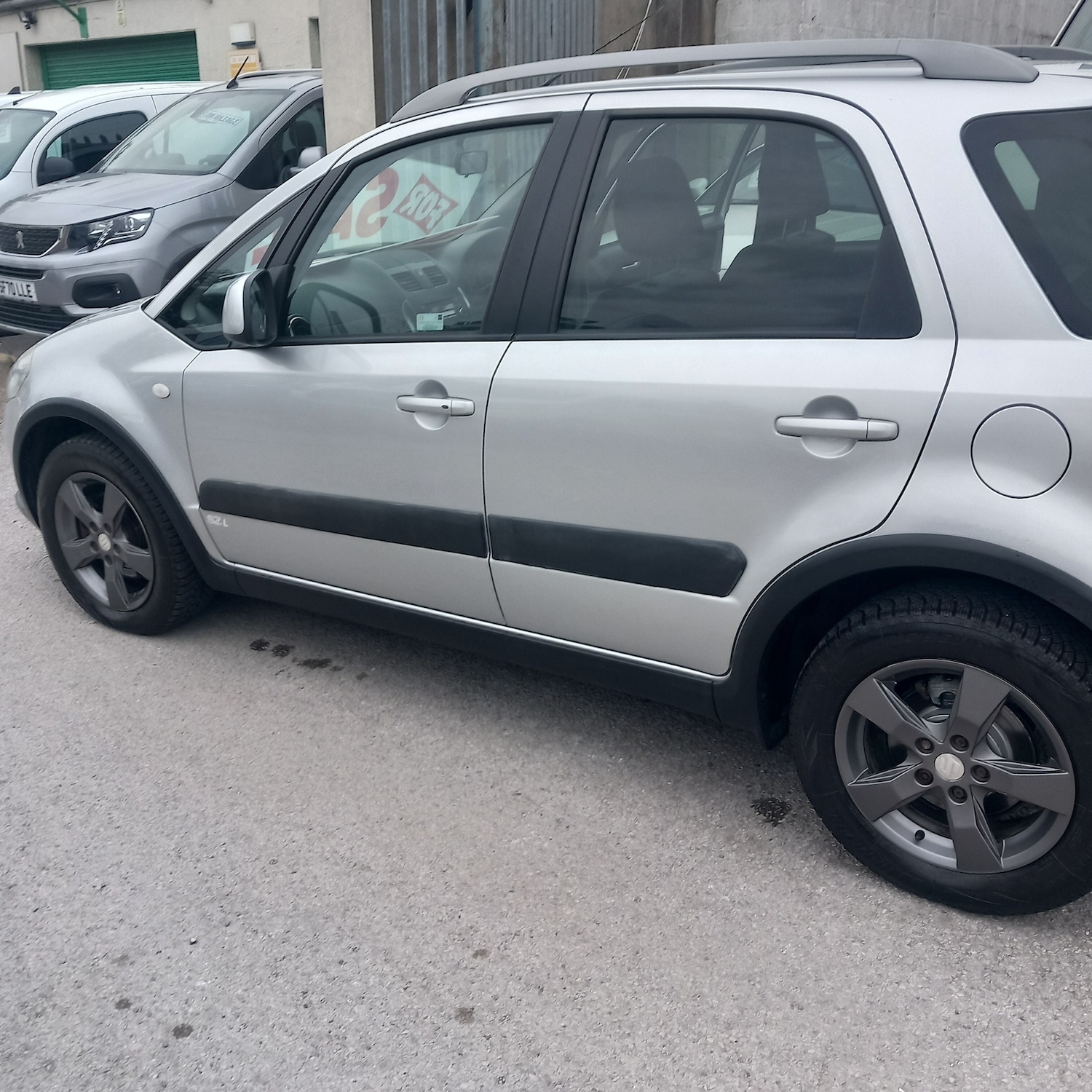 Used Suzuki SX4 2011 for sale - 76288984: Photo 9