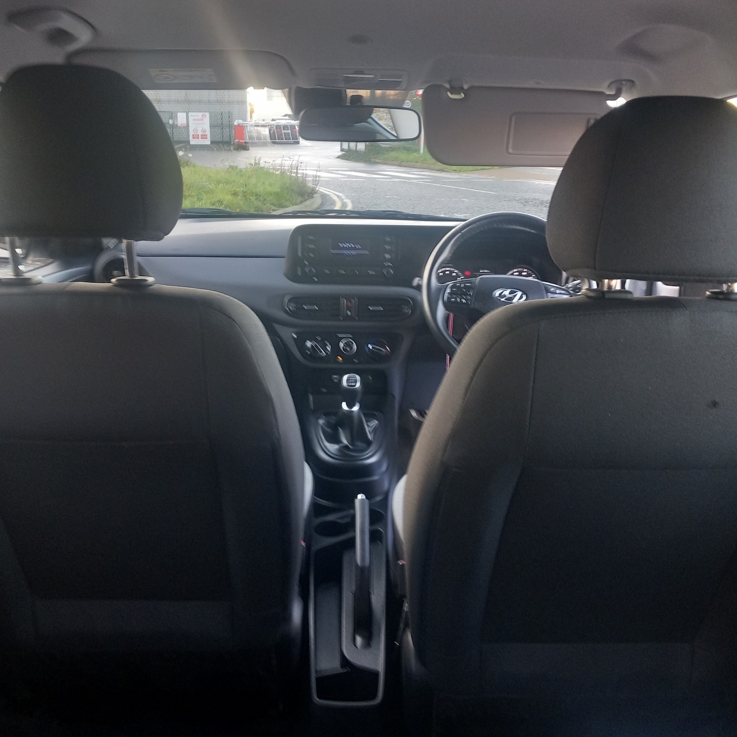 Used Hyundai i10 2022 for sale - 76564989: Photo 14