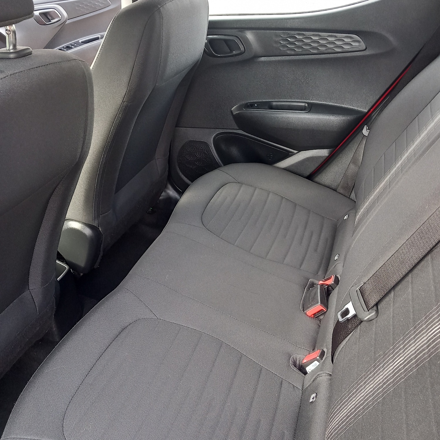 Used Hyundai i10 2022 for sale - 77829985: Photo 13