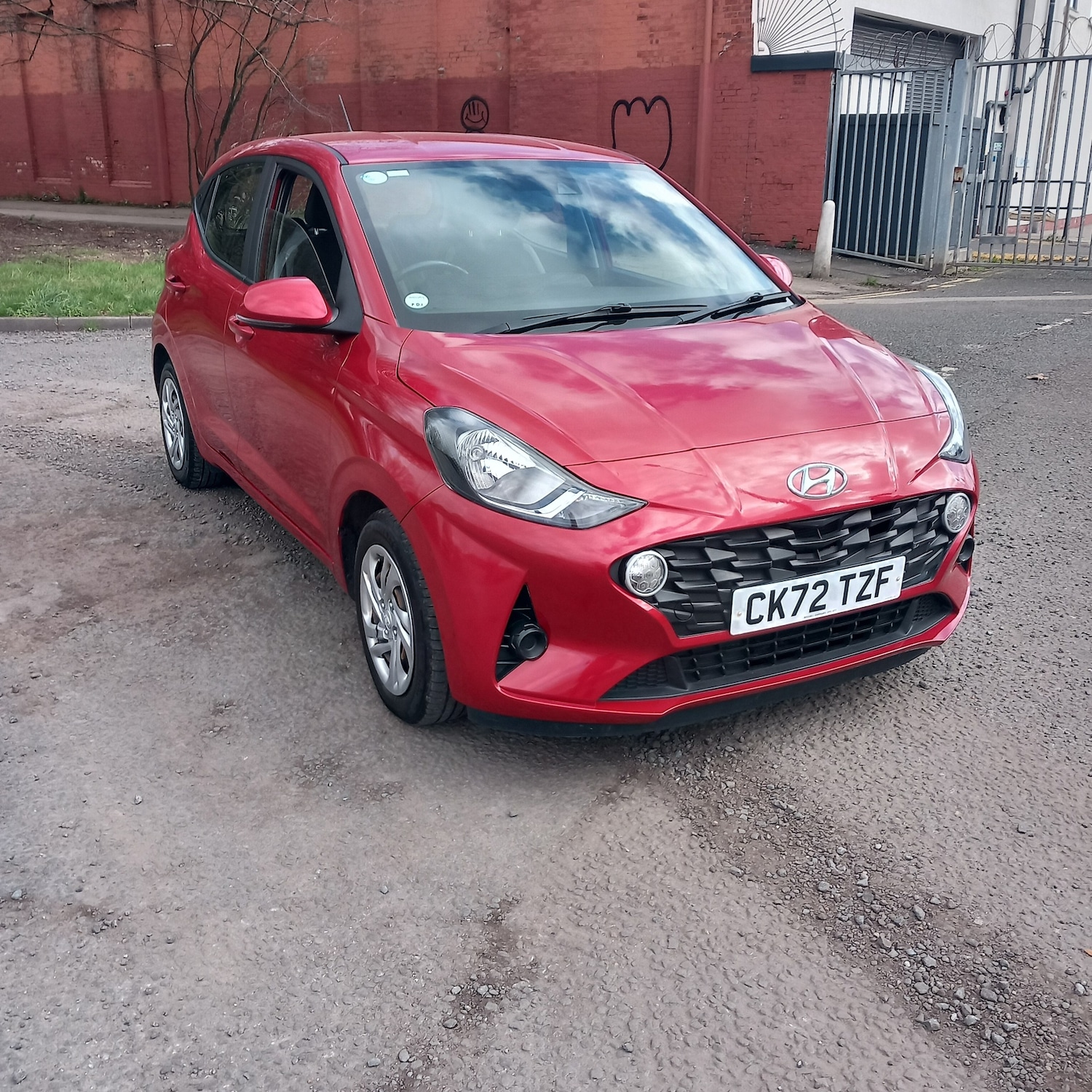 Used Hyundai i10 2022 for sale - 77829985: Photo 2
