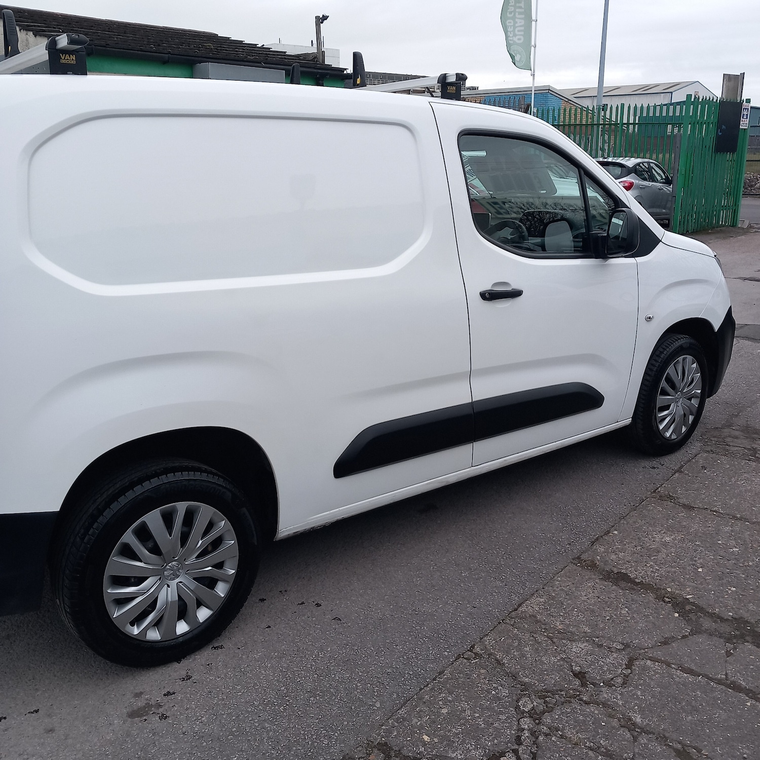 Used Peugeot Partner 2020 for sale - 78131747: Photo 6