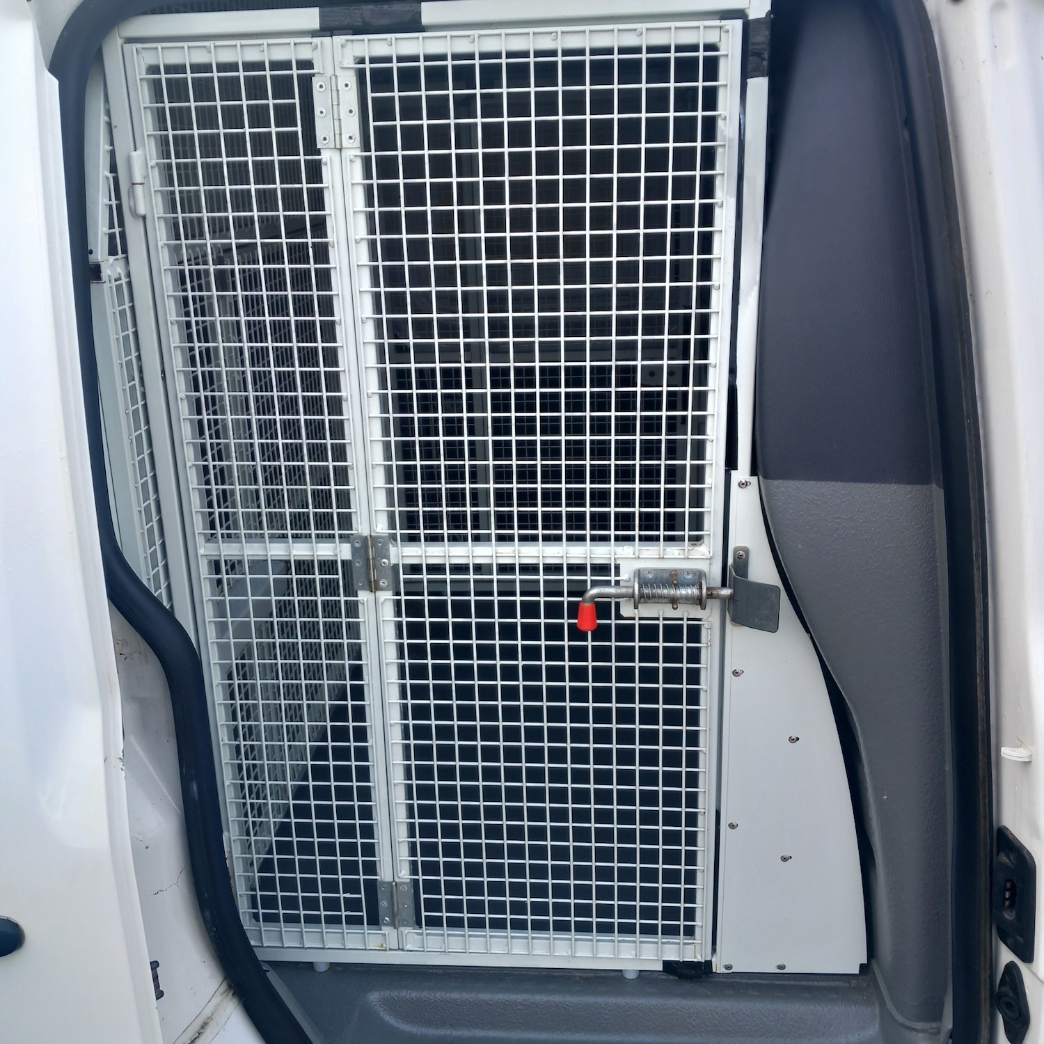 Used Volkswagen Caddy 2012 for sale - 76242799: Photo 13