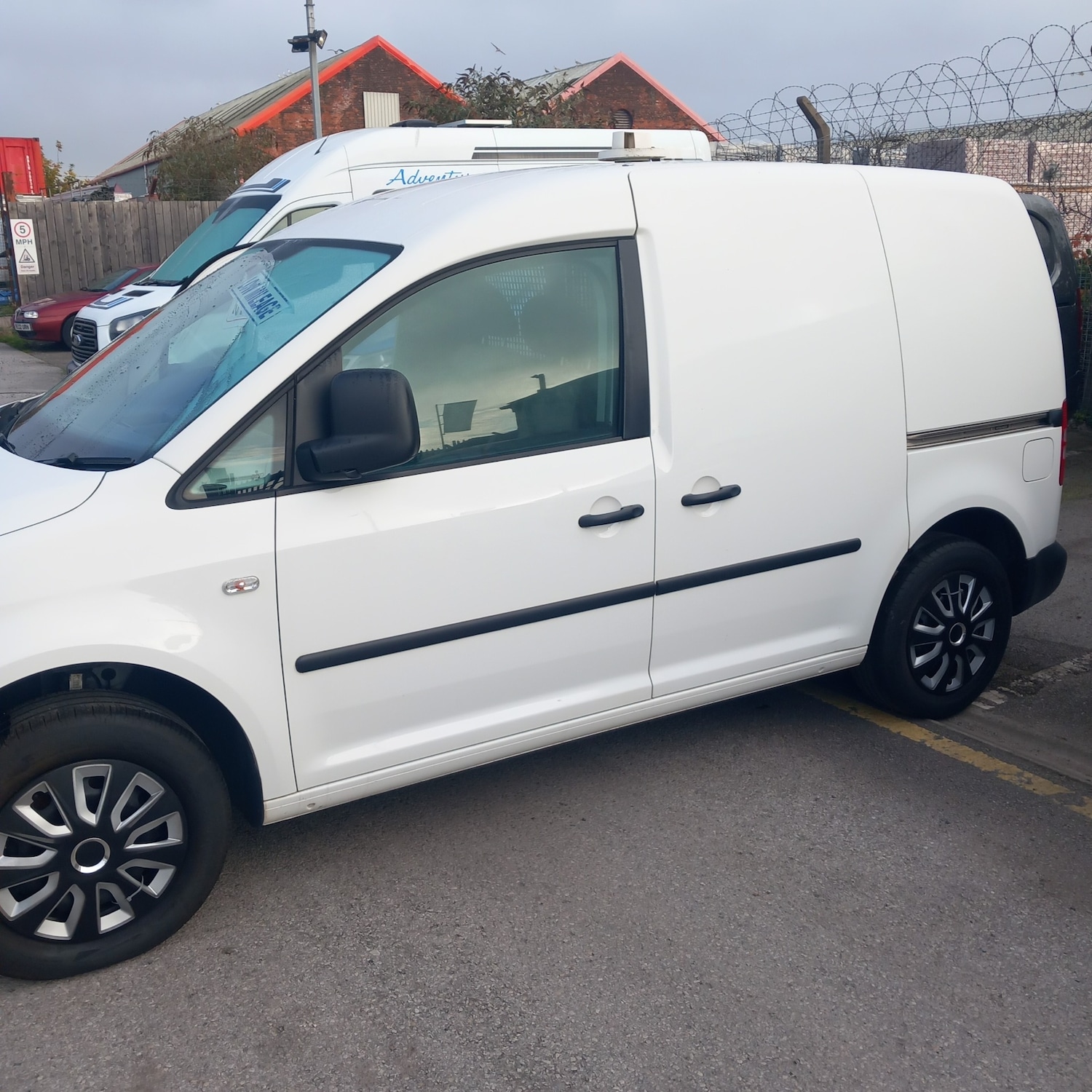 Used Volkswagen Caddy 2012 for sale - 76242799: Photo 5