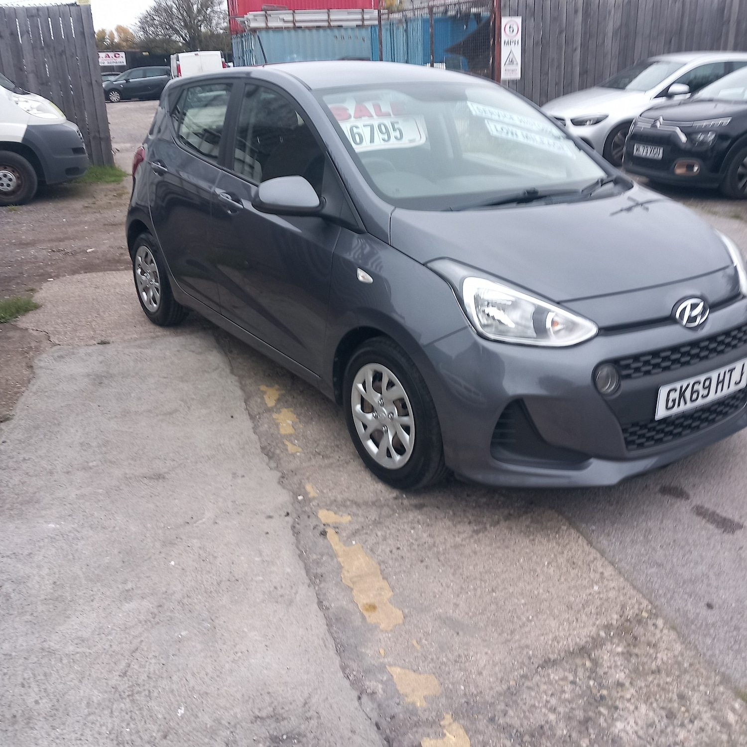 Used Hyundai i10 2019 for sale - 76289175: Photo 15