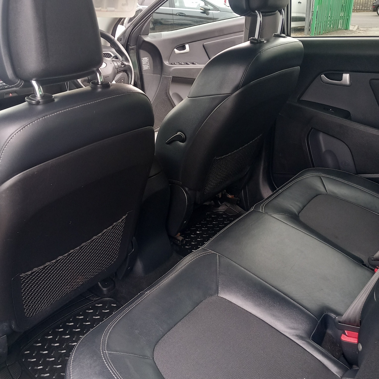 Used Kia Sportage 2011 for sale - 76288349: Photo 13