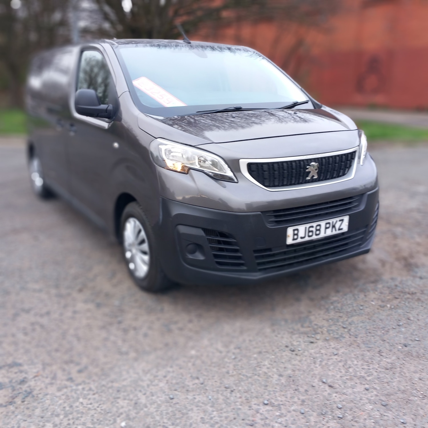 Used Peugeot Expert 2018 for sale - 77964915: Photo 2
