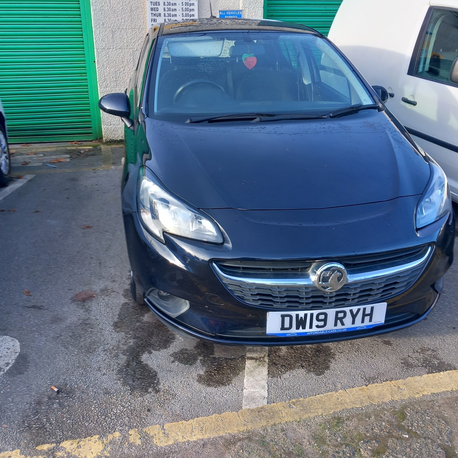Vehicle 21