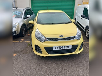 2015 (64) - 1.25 SR7 5dr