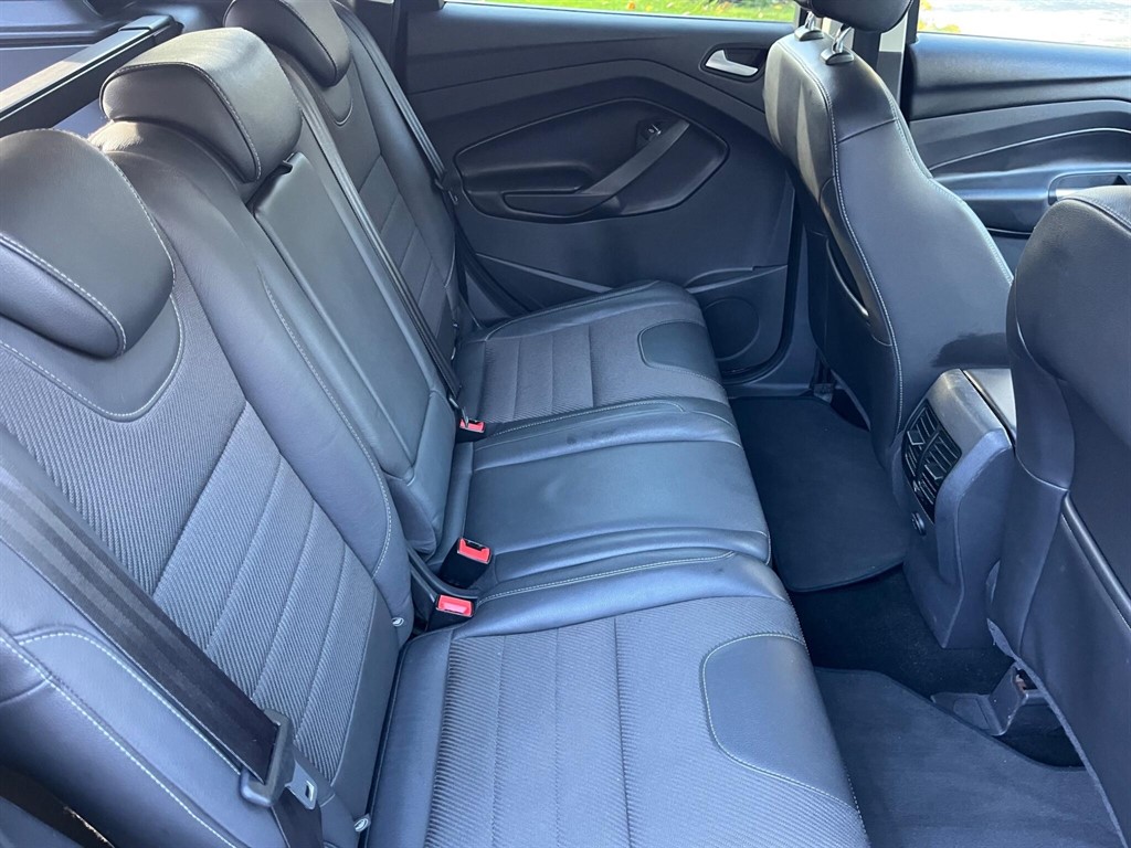 Used Ford Kuga 2015 for sale - 77036457: Photo 36