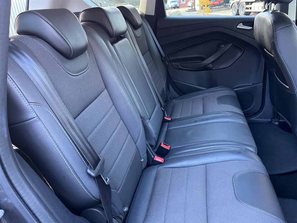 Used Ford Kuga 2015 for sale - 77036457: Photo 39