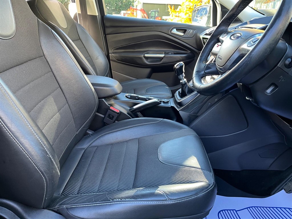 Used Ford Kuga 2015 for sale - 77036457: Photo 51