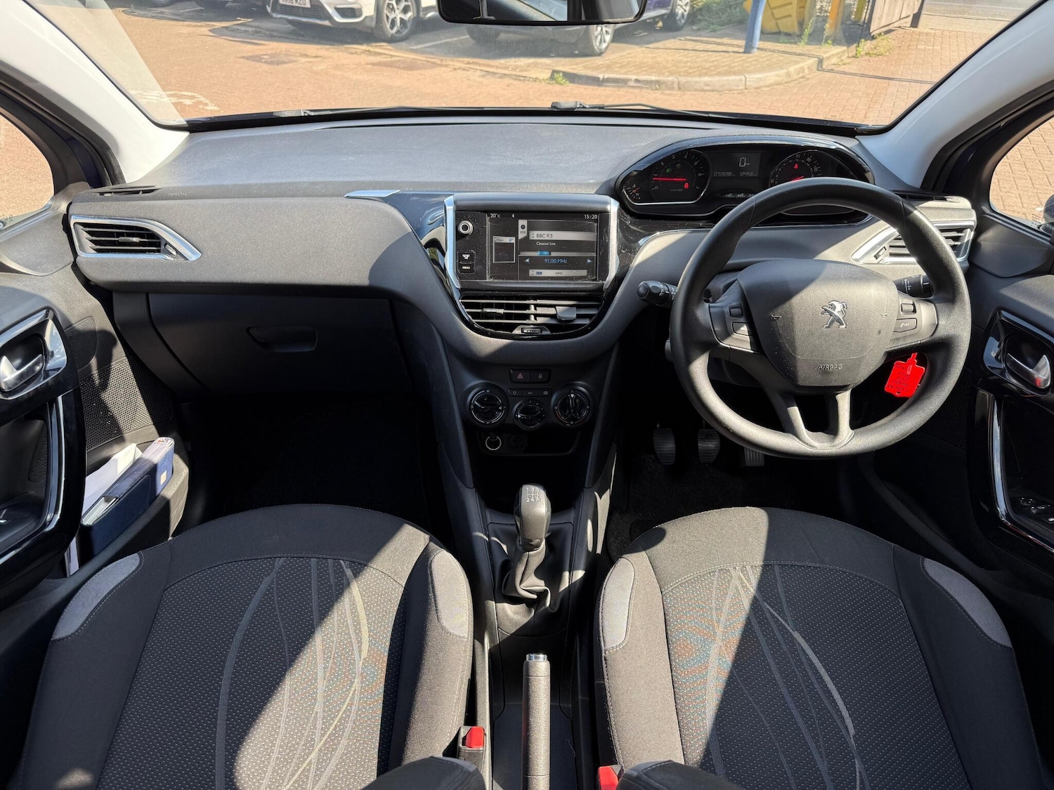 Used Peugeot 208 for sale - 77753092: Photo 28