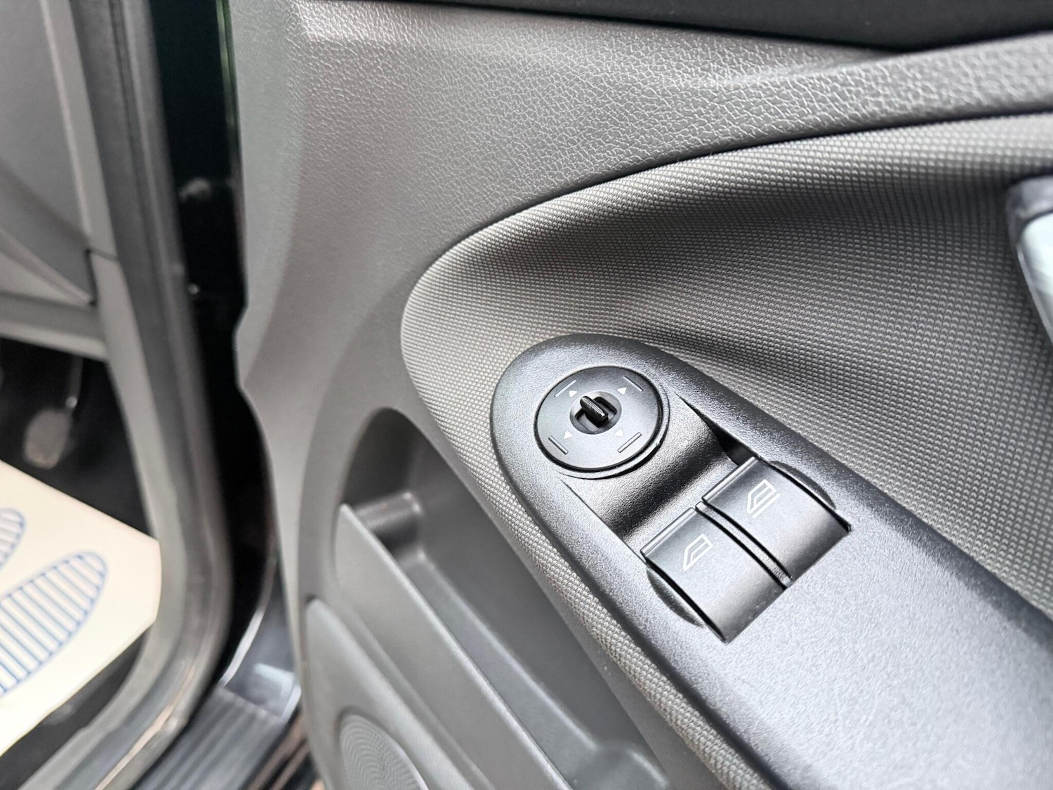 Used Ford C-Max 2008 for sale - 77156209: Photo 26