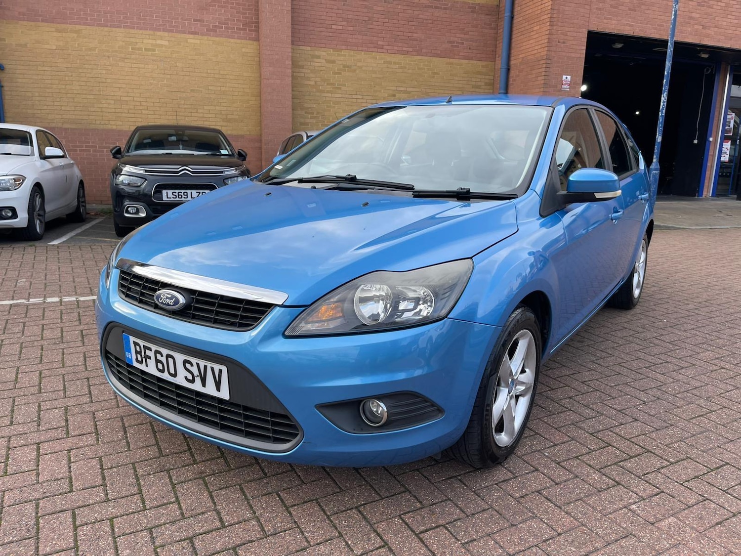 Used Ford Focus 2010 for sale - 76527730: Photo 3