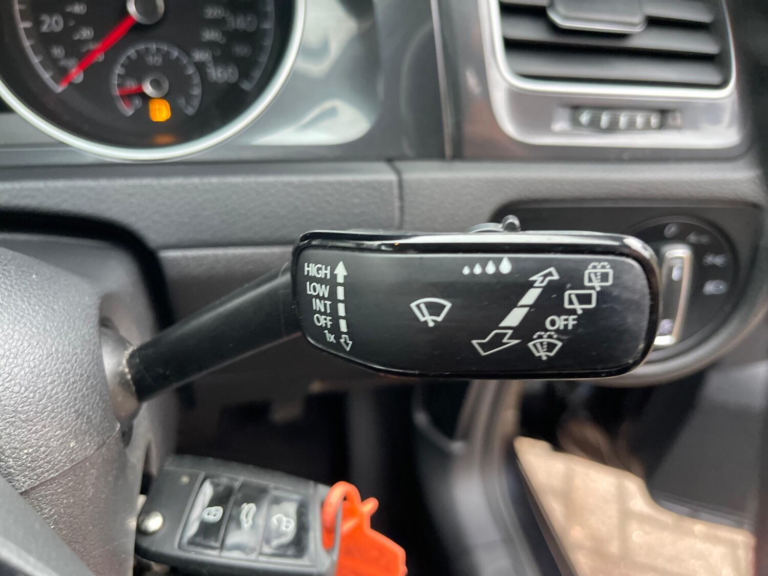 Used Volkswagen Polo 2017 for sale - 77523767: Photo 38