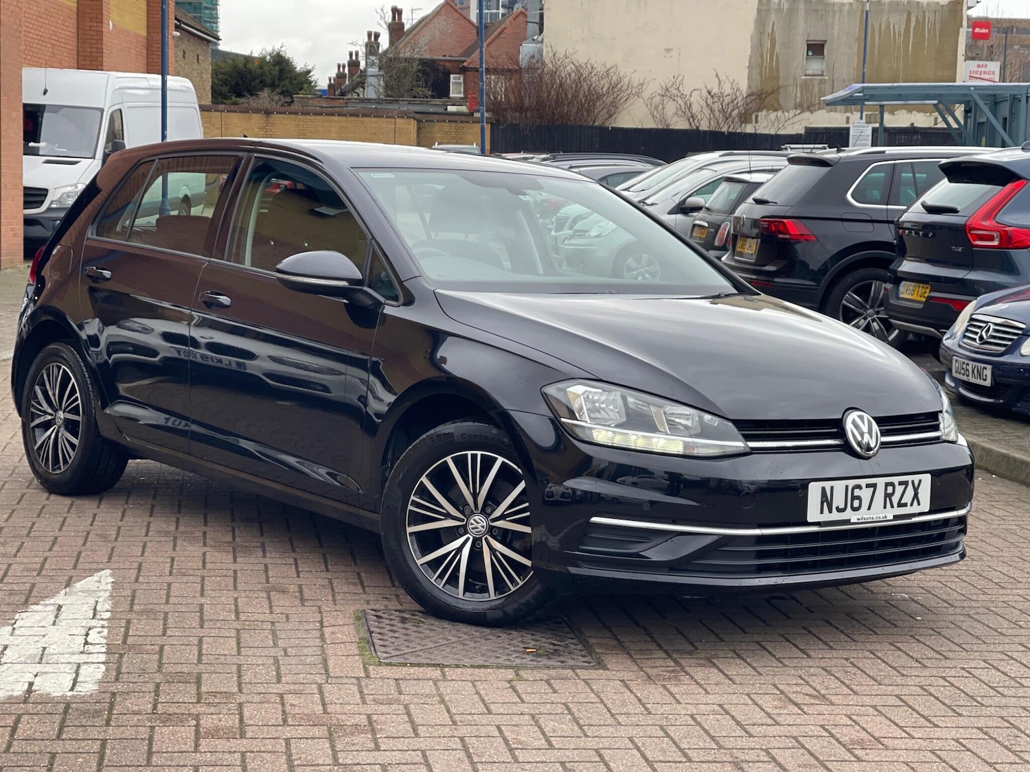 Used Volkswagen Polo 2017 for sale - 77523767: Photo 6