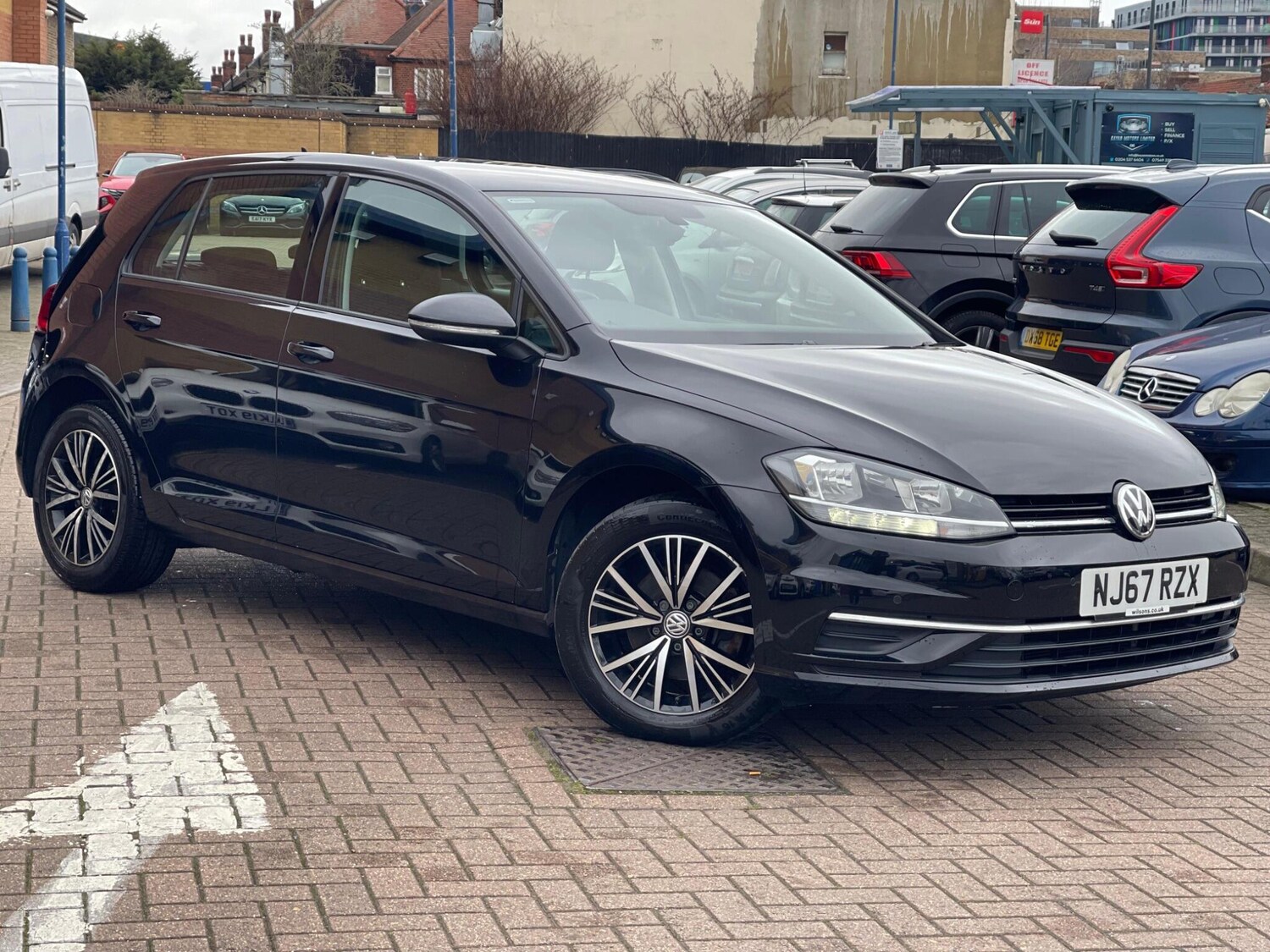 Used Volkswagen Polo 2017 for sale - 77523767: Photo 9