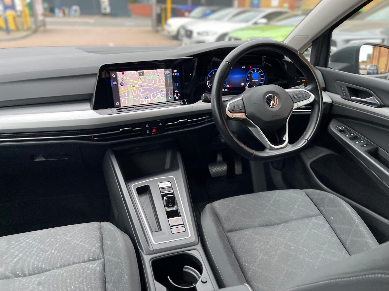 Used Volkswagen Golf 2021 for sale - 76551950: Photo 42