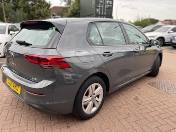 Used Volkswagen Golf 2021 for sale - 76551950: Photo