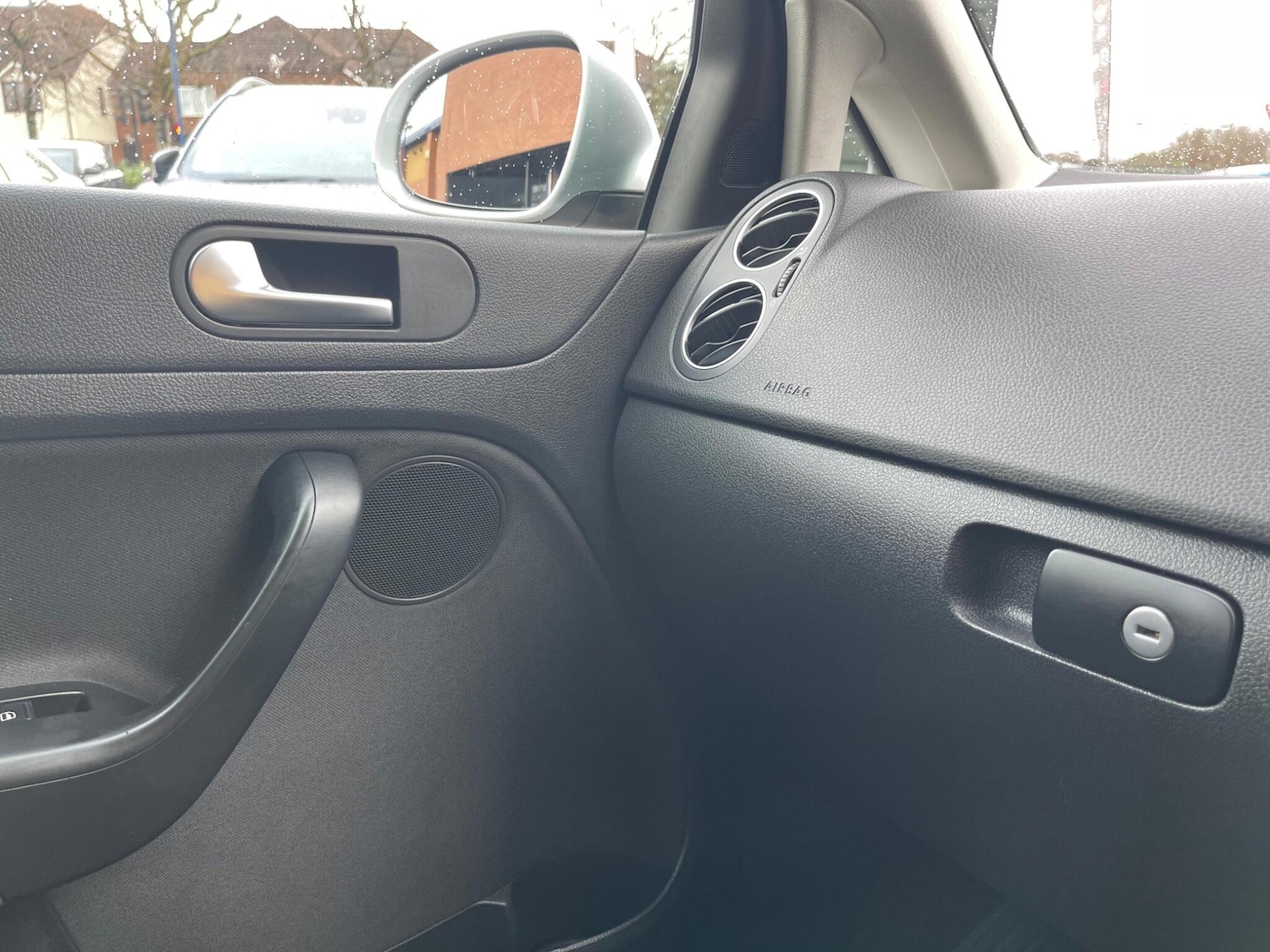 Used Volkswagen Golf Plus 2009 for sale - 77537577: Photo 43