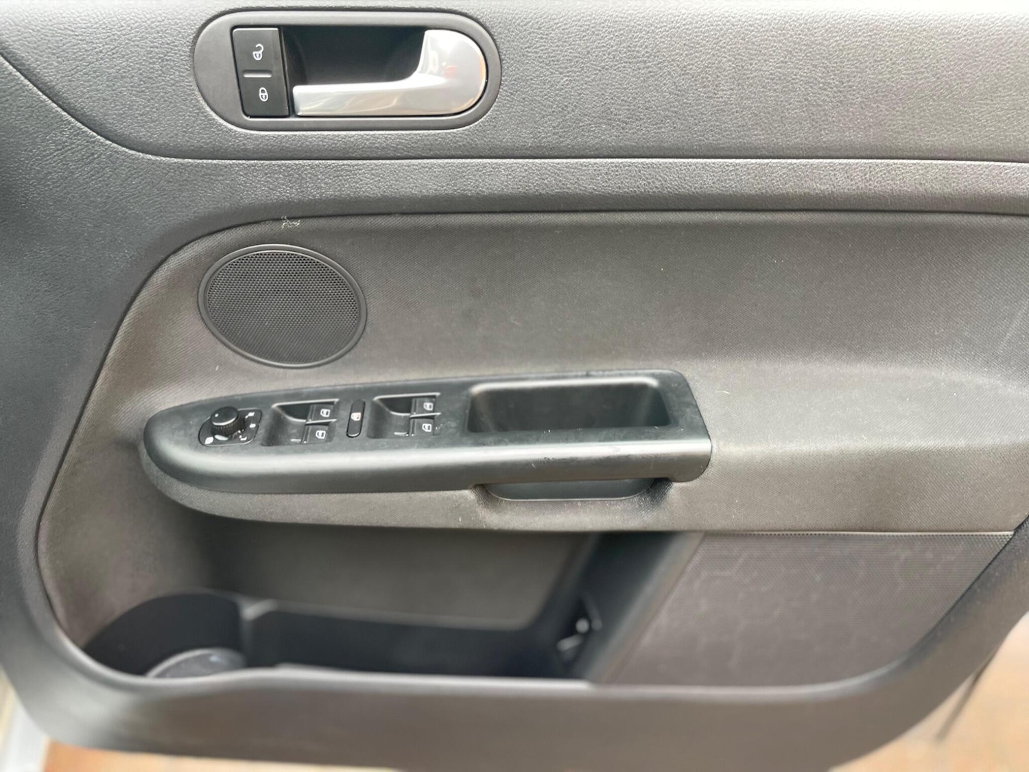 Used Volkswagen Golf Plus 2009 for sale - 77537577: Photo 44