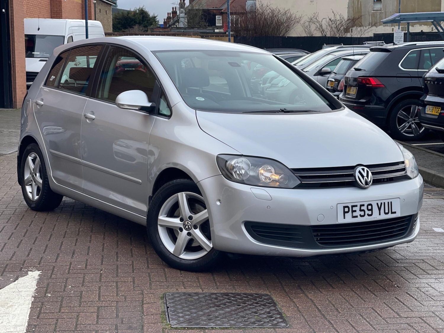 Used Volkswagen Golf Plus 2009 for sale - 77537577: Photo 5