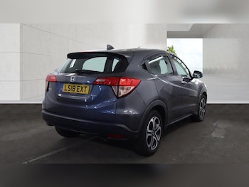 Used Honda HR-V 2018 for sale - 79106607: Photo