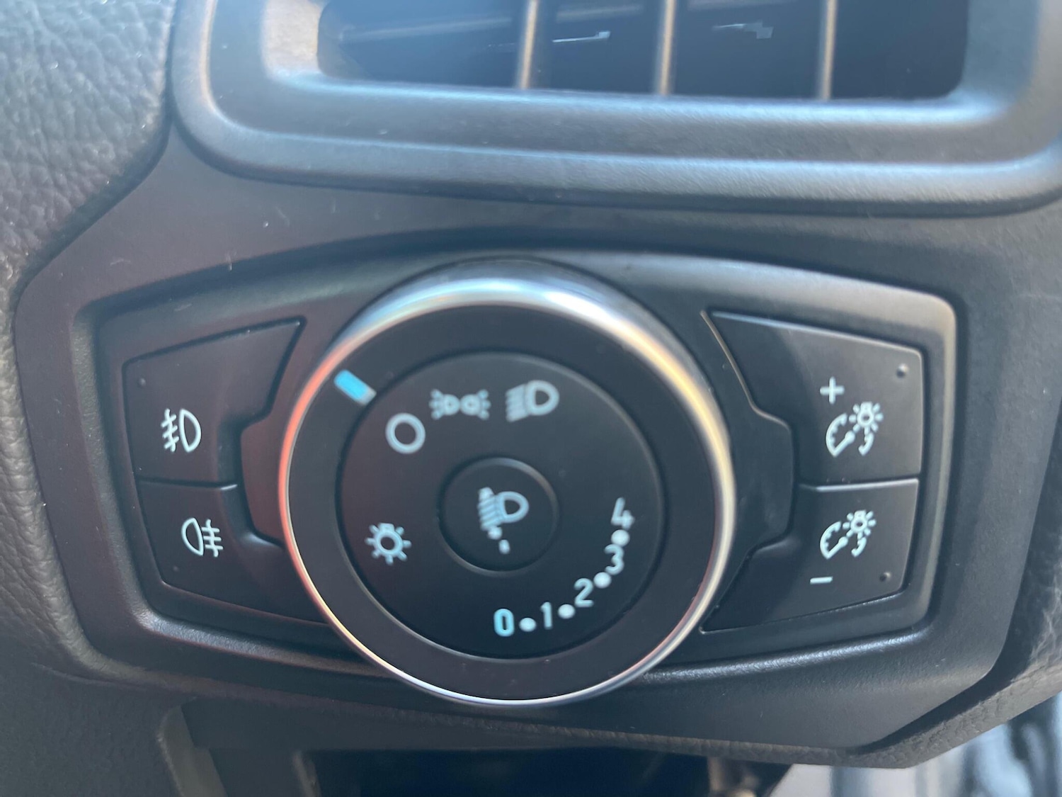 Used Ford Focus 2017 for sale - 77120543: Photo 28