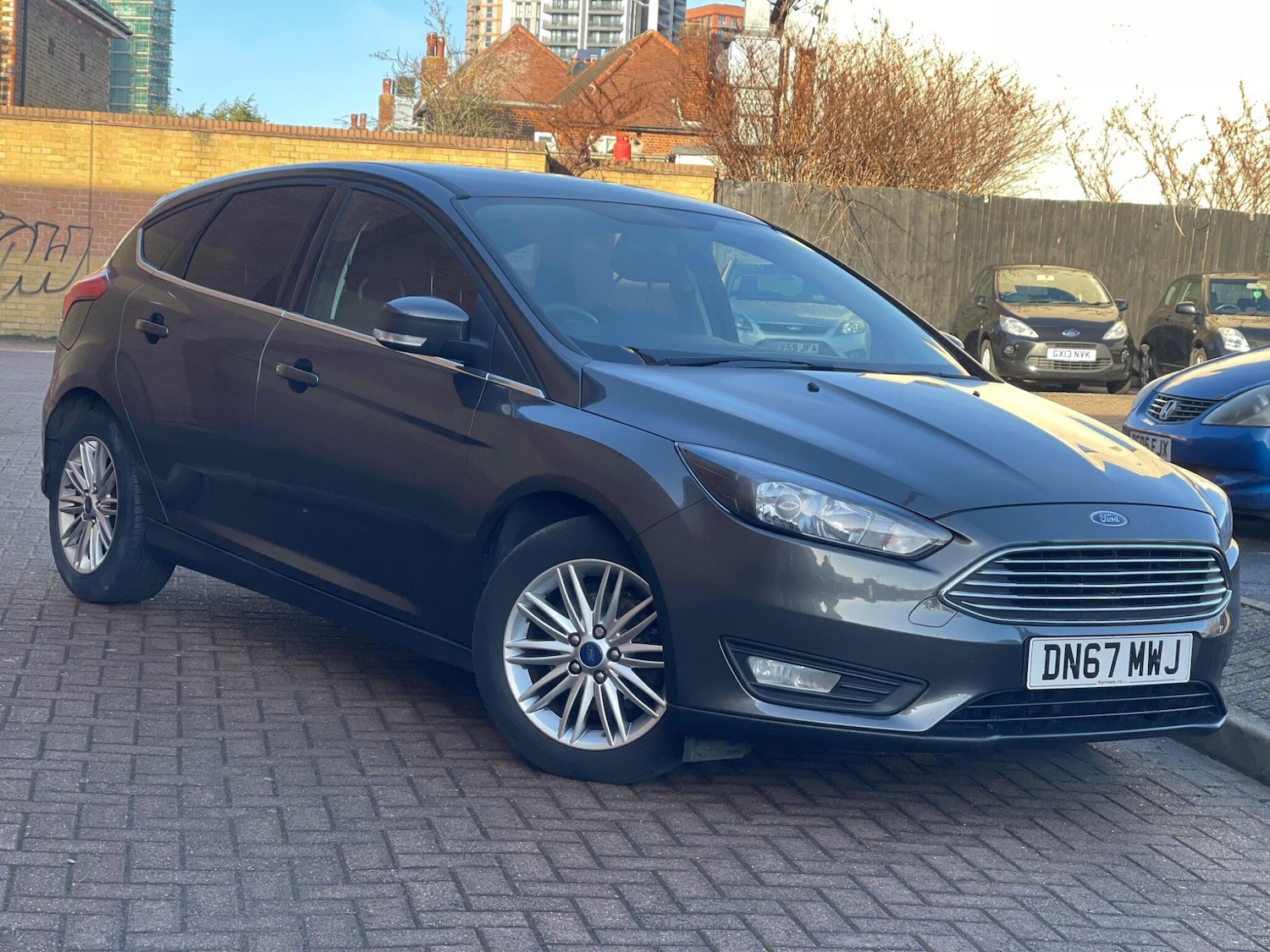Used Ford Focus 2017 for sale - 77120543: Photo 4