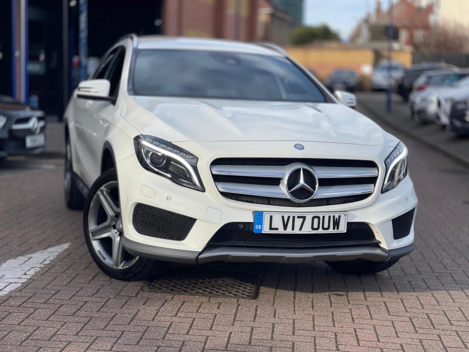 Used Mercedes-Benz GLA for sale - 77315403: Photo 2