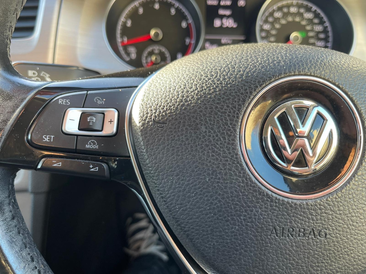 Used Volkswagen Golf 2016 for sale - 77016554: Photo 32