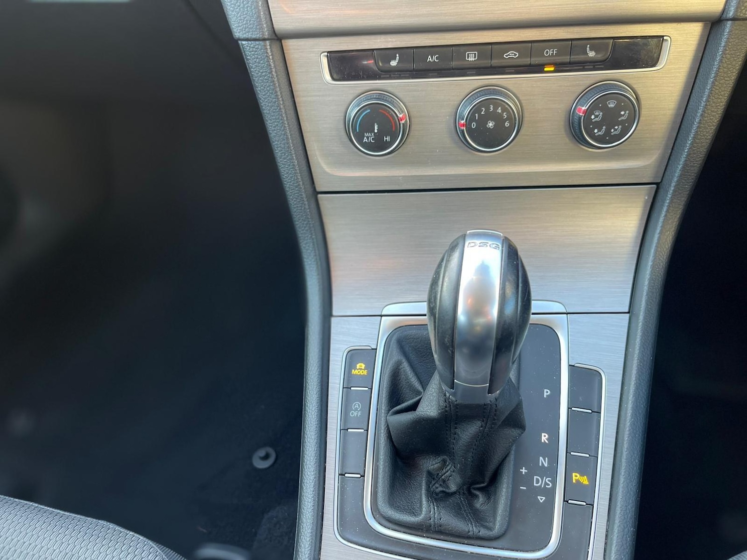 Used Volkswagen Golf 2016 for sale - 77016554: Photo 34