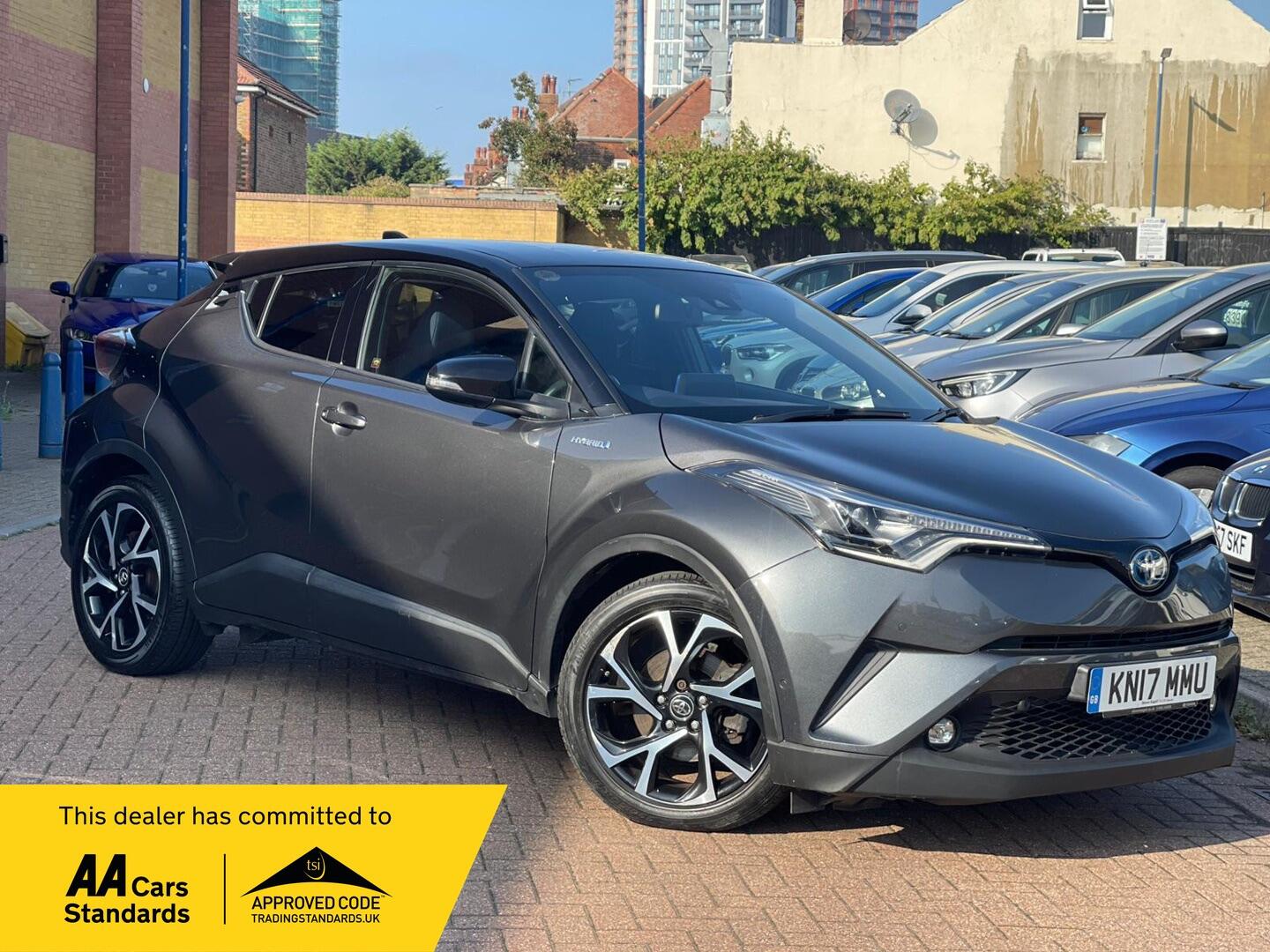 Used Toyota C-HR 2017 for sale - 76326413: Photo 1