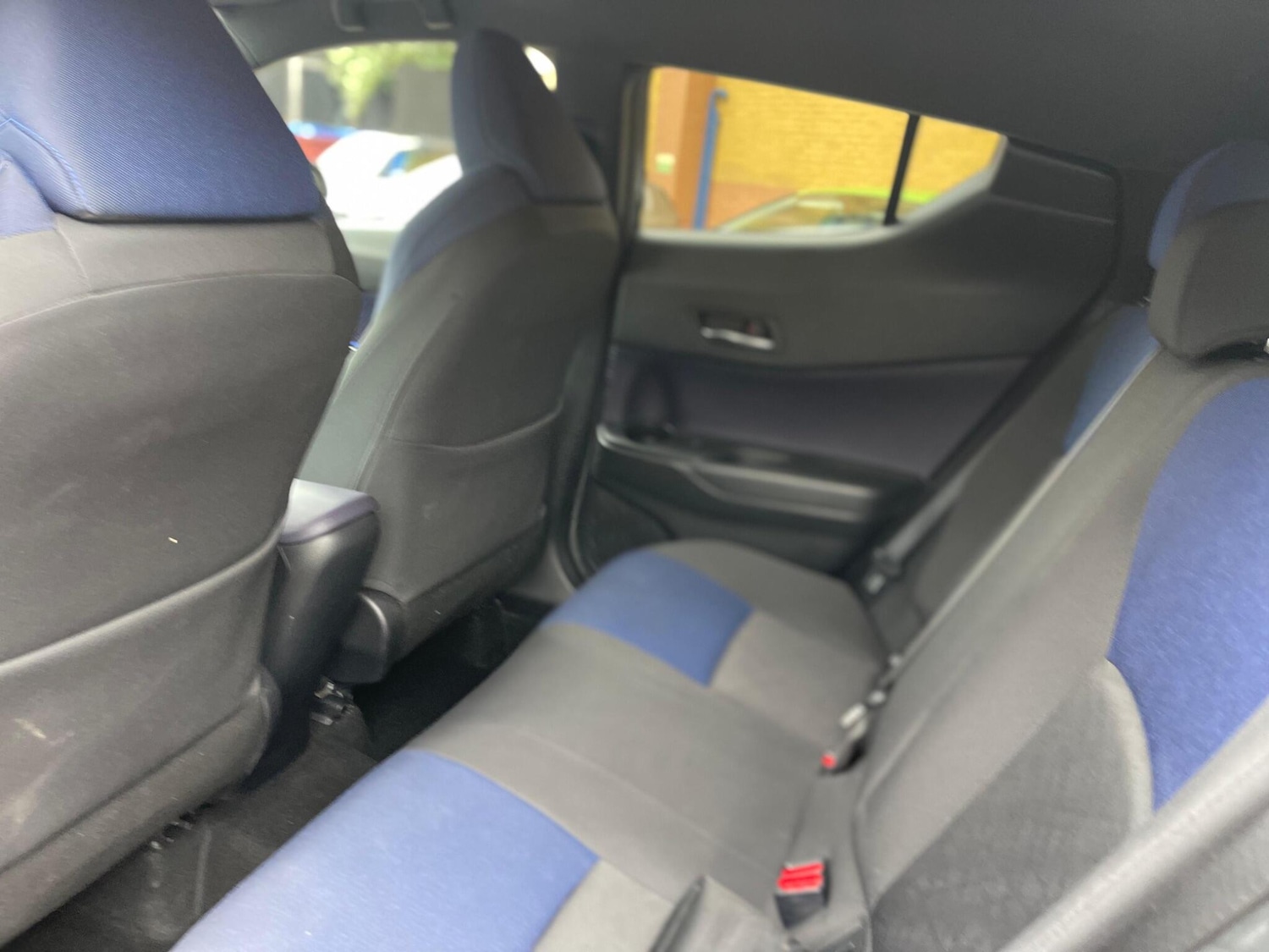 Used Toyota C-HR 2017 for sale - 76326413: Photo 15